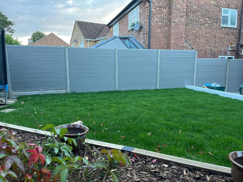Lawn Turf from £2.59 per 1m2 - Garden Turf - Fresh Lawn Turf Rolls - Buy 10 - 1700+ Online