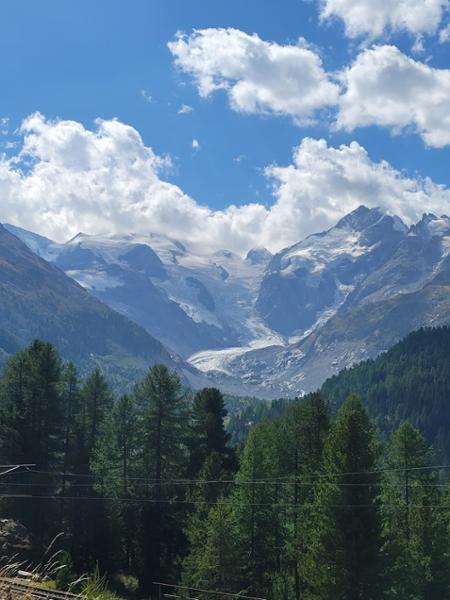Switzerland 🇨🇭 a picture perfect Holiday, you won't be disappointed..