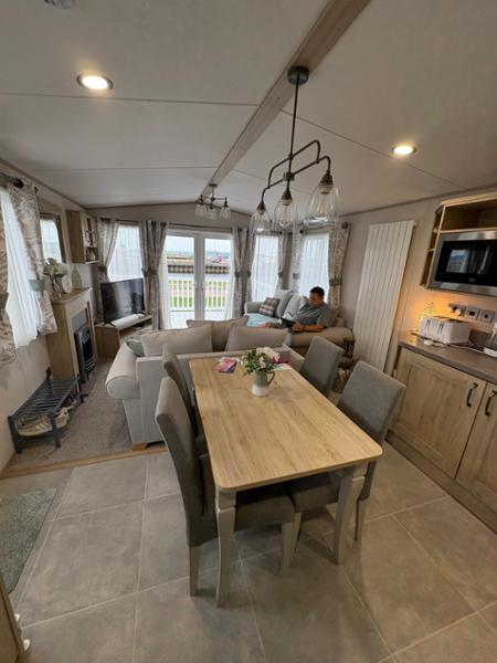 Property Ref: 8363