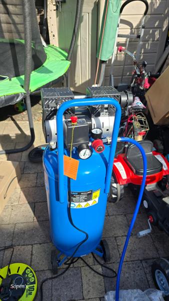 Excellent service and a very quiet, high-quality compressor