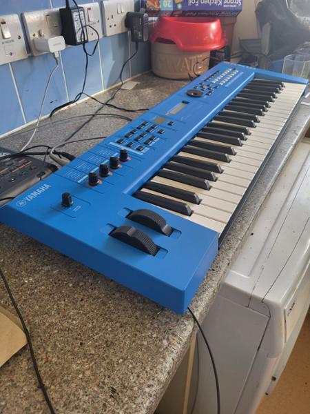 Yamaha MX49 MKII - 49 Key Digital Synthesizer in BLUE