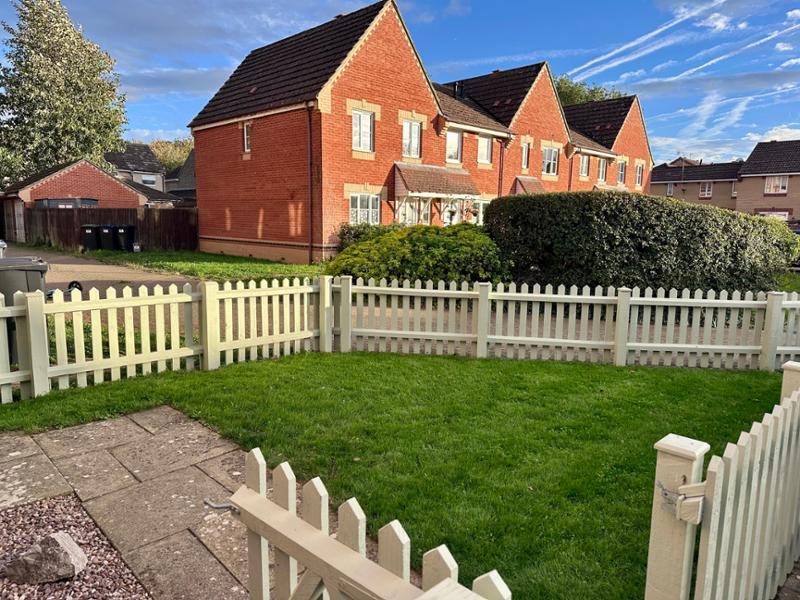 SUPERSTAR: Back Lawn 2KG