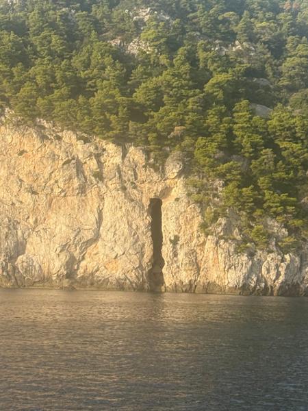 Dalmatian Elegance Upper Deck Deluxe Cabin