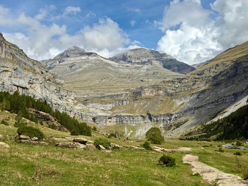 Northern Spain Signature Drive