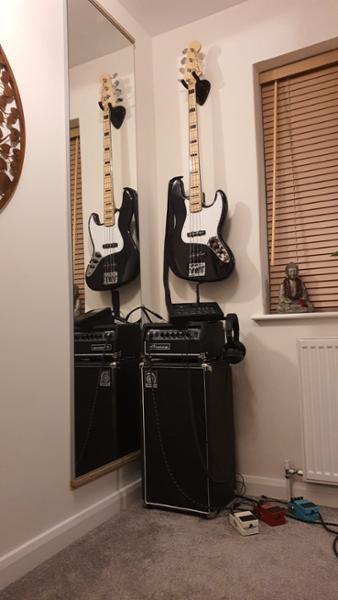 Fender Artist Series Geddy Lee Jazz Bass in Black