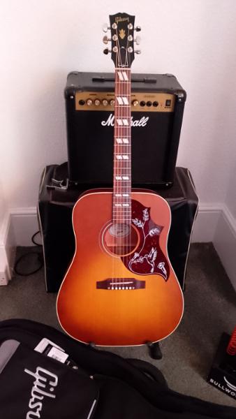 Gibson Hummingbird Special Electro Acoustic Guitar in Satin Honey Burst