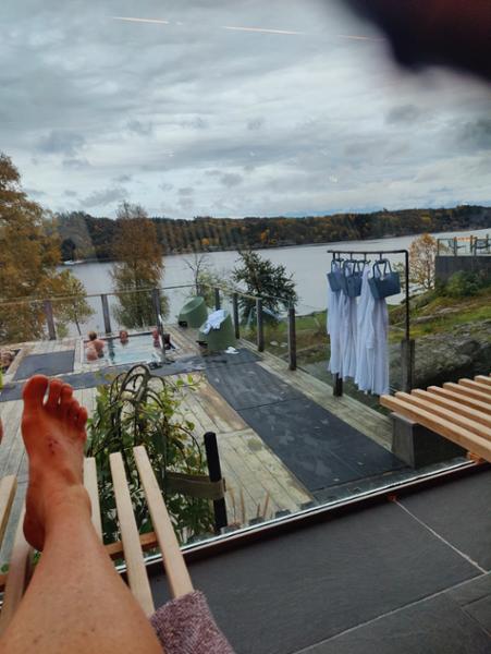 Rolig, flott personale, fine inne og uteområder.
