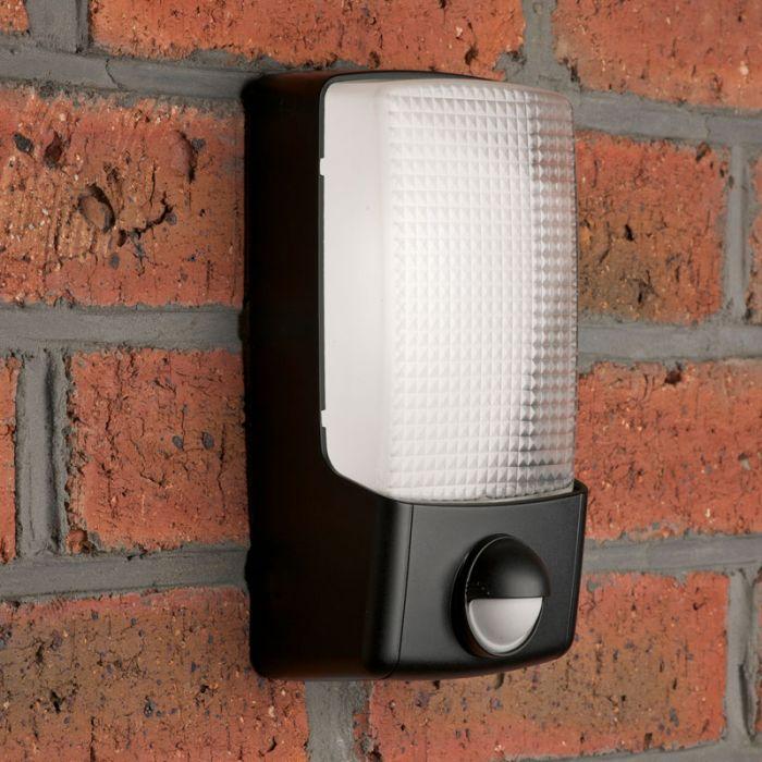 Timeguard Night Eye Led Outdoor Wall Light With Dusk To Dawn And Timeguard Night Eye Led Outdoor Wall Light With Dusk To Dawn And Pir S