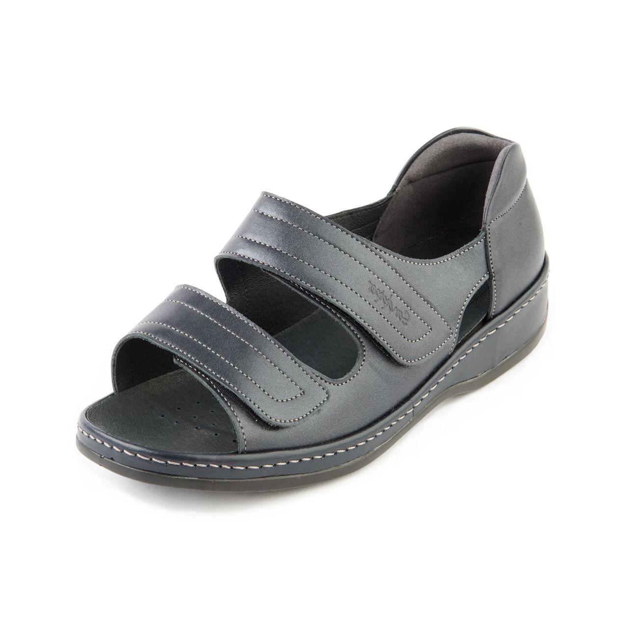 ultra wide ladies shoes